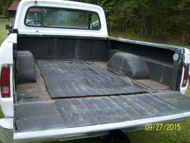 1969 White Ford F-100 Standard Cab Pickup