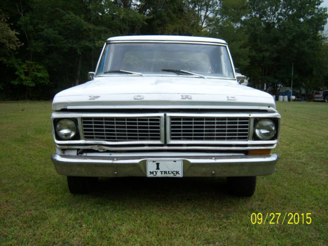 1969 White Ford F-100 Standard Cab Pickup