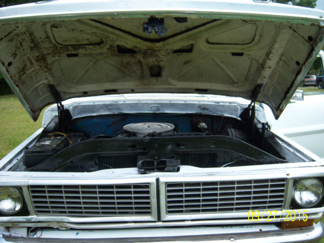1969 White Ford F-100 Standard Cab Pickup