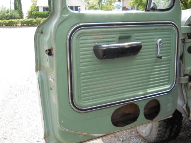 1969 Green Ford F-250 Cab & Chassis