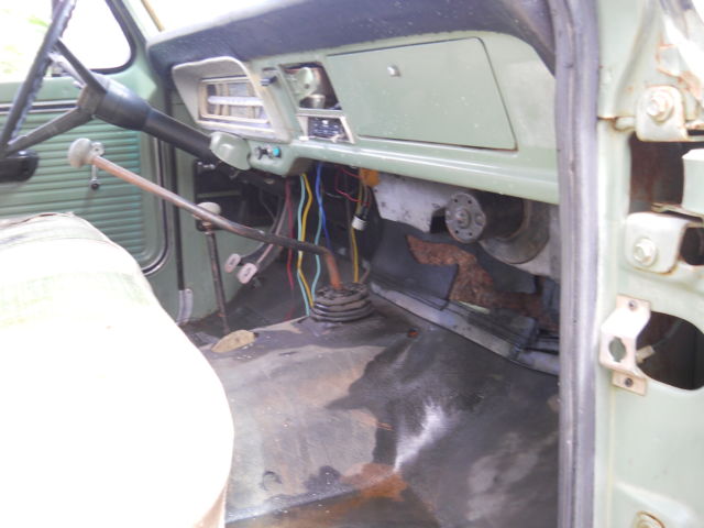 1969 Green Ford F-250 Cab & Chassis