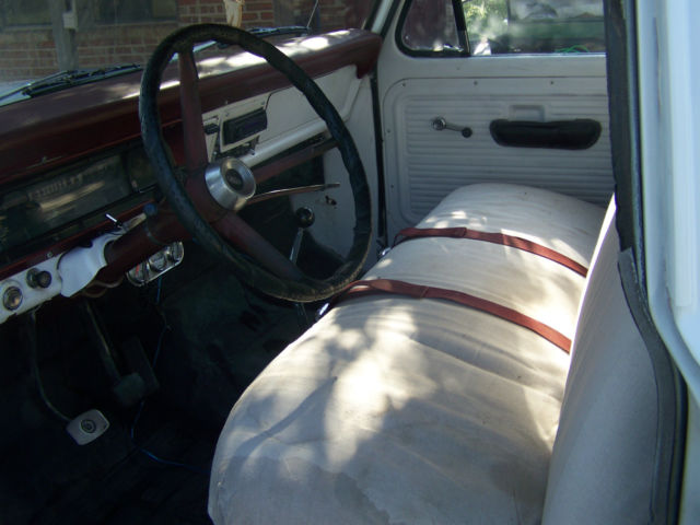 1969 White Ford F-100 Standard Cab Pickup