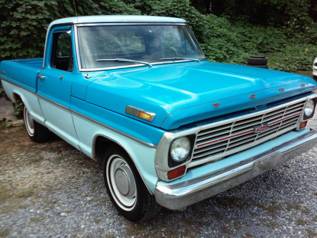 1969 Ford F-100