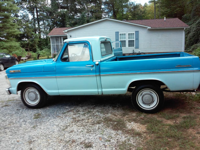 1969 Ford F-100