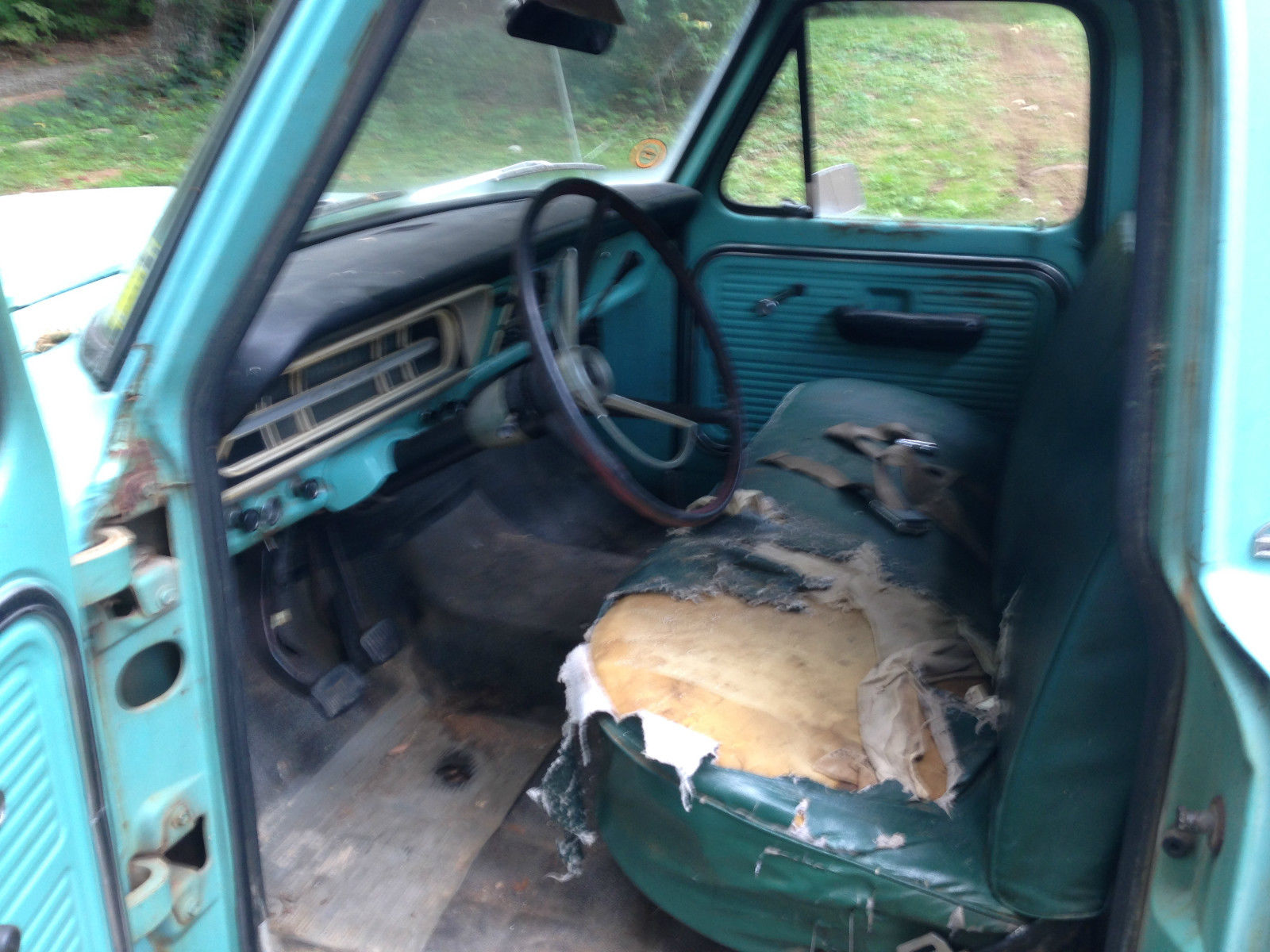 1969 Teal Ford F-100 Single Cab