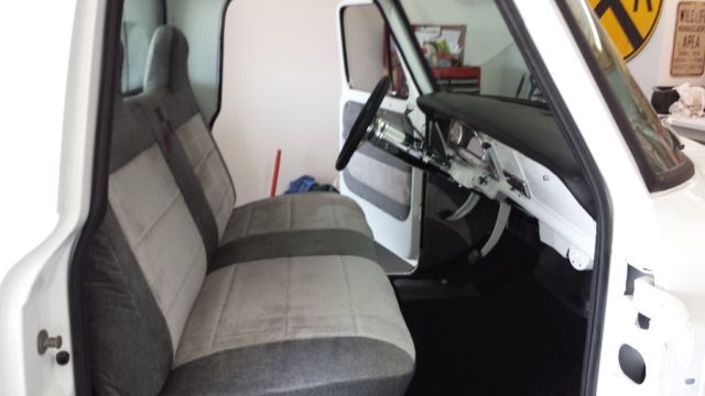 1969 White Ford F-100 Standard Cab Pickup