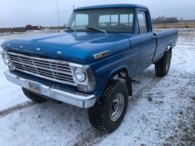 1969 deep gloss blue Ford F-250