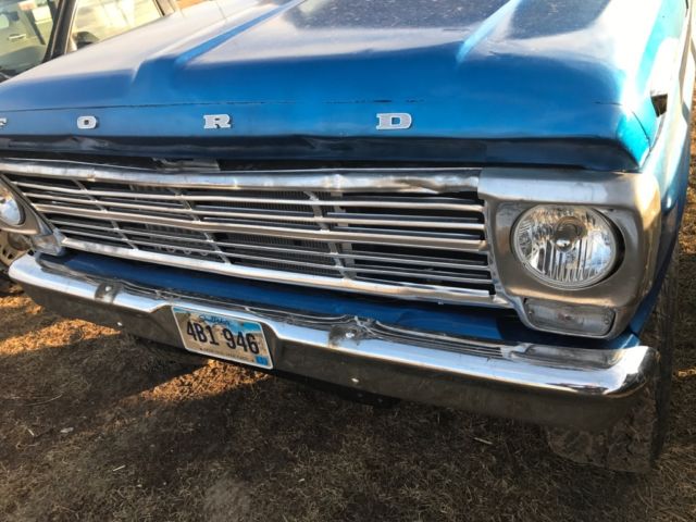 1969 deep gloss blue Ford F-250