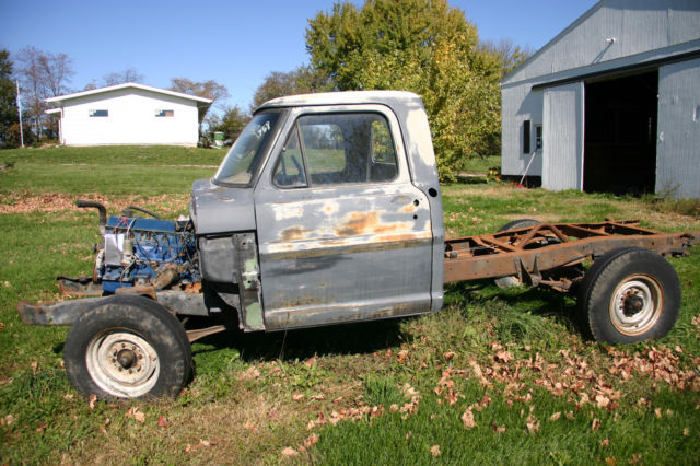 1969 Ford F-250 Cab & Chassis