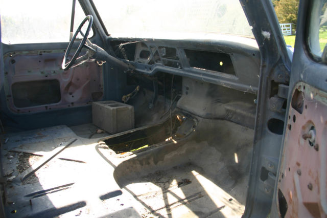 1969 Ford F-250 Cab & Chassis