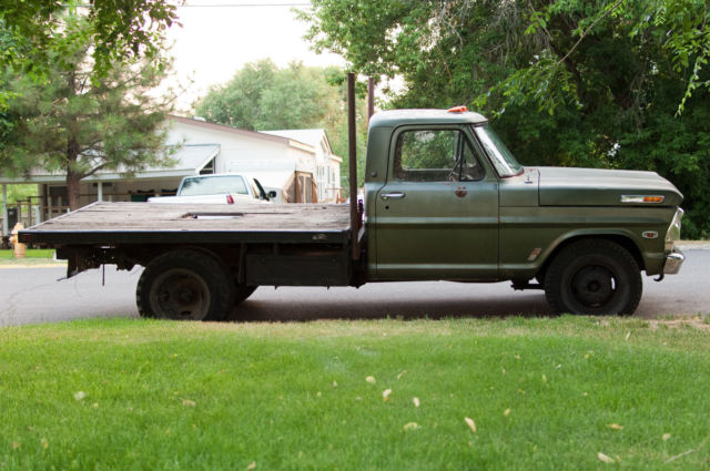 1969 Green Ford F-350 Cab & Chassis