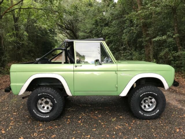 1969 Green Ford Bronco SUV