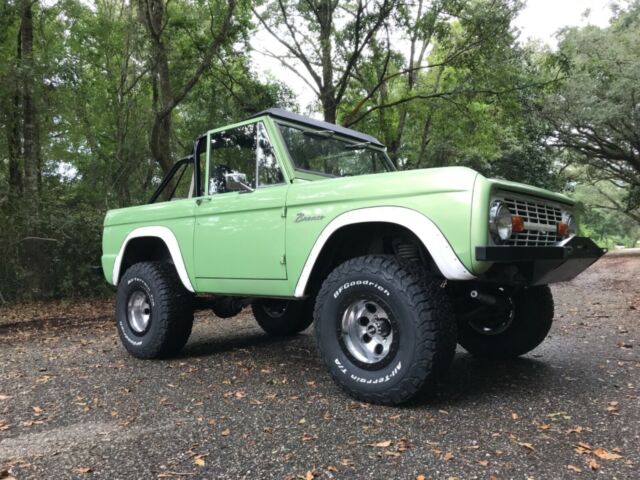 1969 Green Ford Bronco SUV