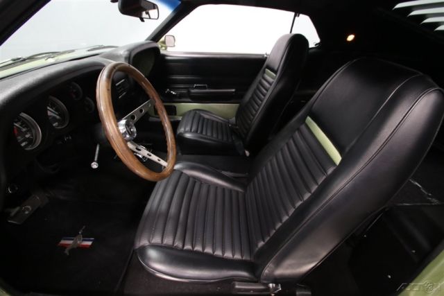 1969 Gold Ford Mustang