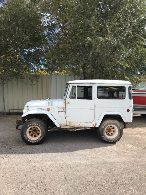 1969 White Toyota Land Cruiser