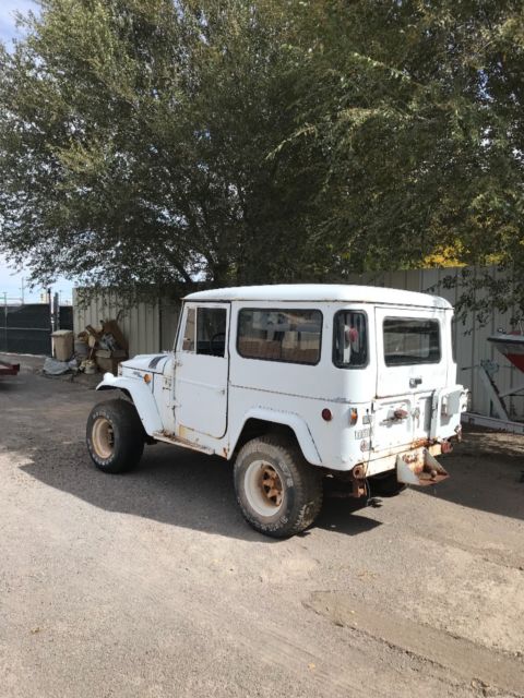 1969 White Toyota Land Cruiser