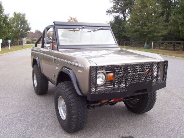 1969 Tan Ford Bronco SUV