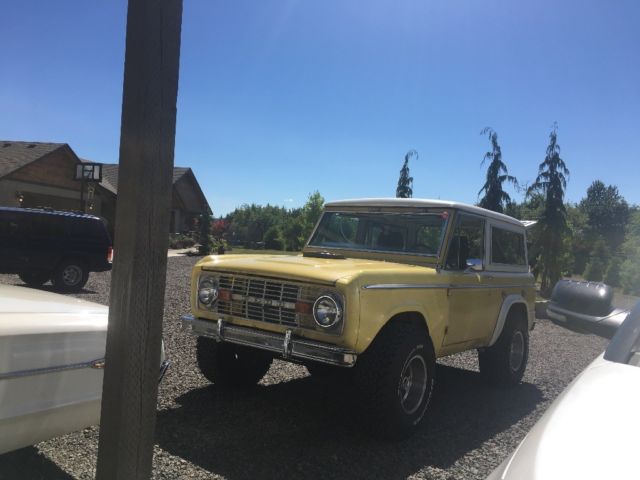 1969 Yellow Ford Bronco Sport utility