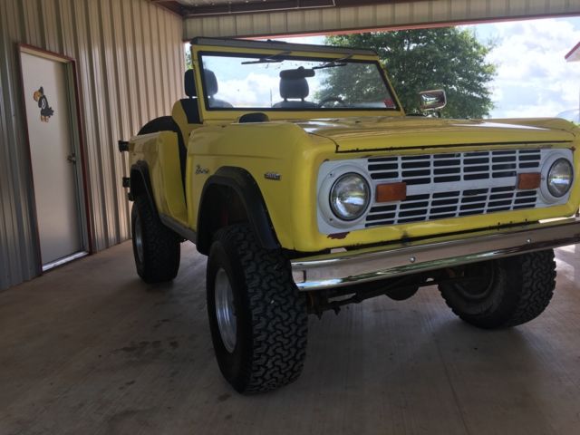 1969 Yellow Ford Bronco