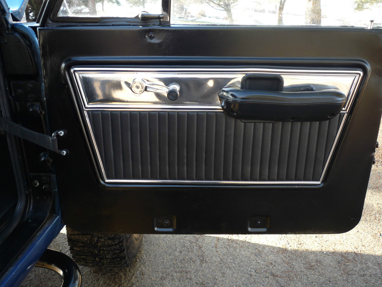 1969 Blue Ford Bronco Convertible hard top