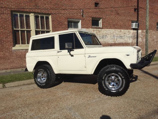 1969 Gray Ford Bronco SUV