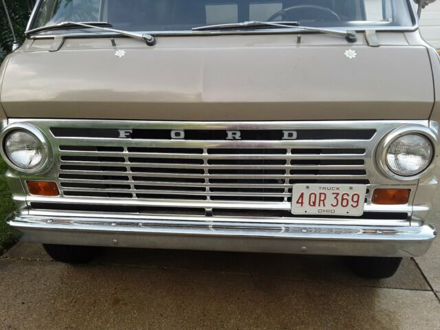 1969 Ford E-Series Van