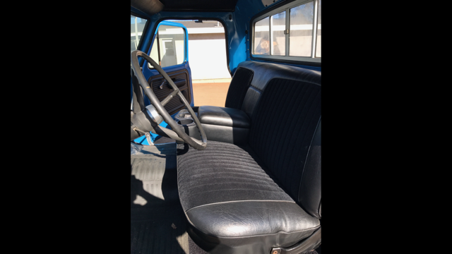 1969 Blue Ford F-100