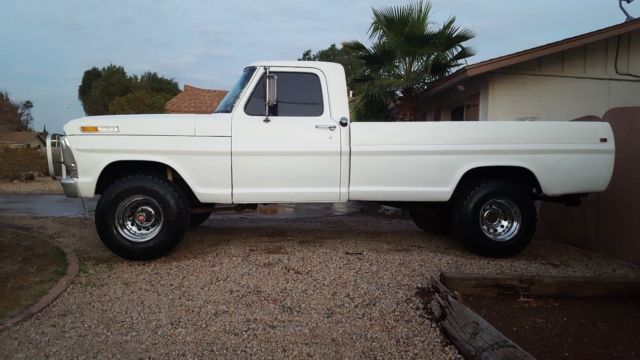 1969 White Ford F-100 Standard Cab Pickup