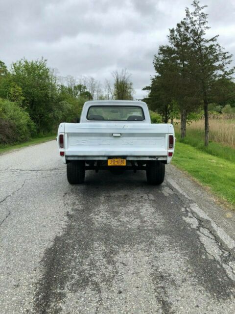 1969 White Ford F-100