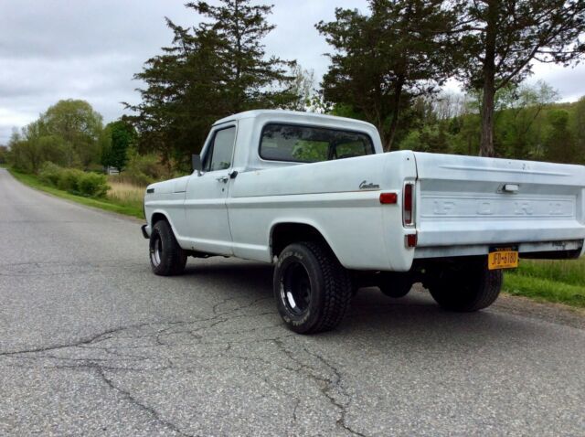 1969 White Ford F-100