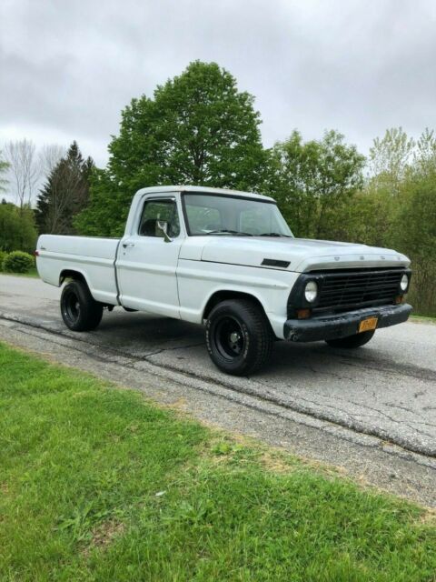 1969 White Ford F-100