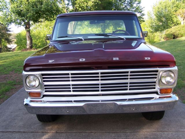 1969 Burgundy/WHITE Ford F-100