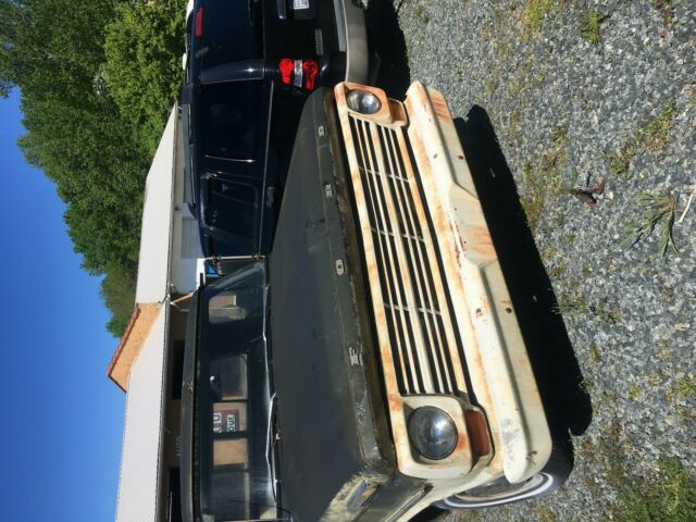 1969 Green Ford F-100 Standard Cab Pickup