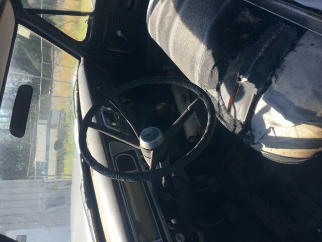 1969 Green Ford F-100 Standard Cab Pickup