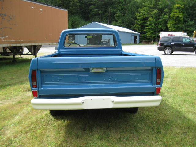 1969 Blue Ford F-100 Pick Up