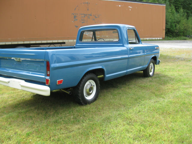 1969 Blue Ford F-100 Pick Up