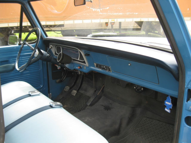 1969 Blue Ford F-100 Pick Up