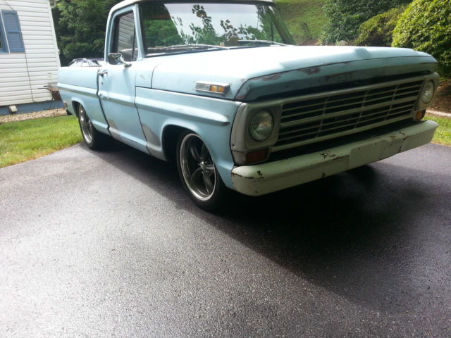 1969 Ford F-100