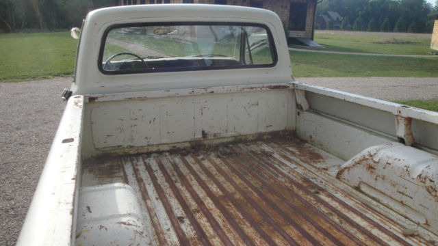 1969 White Ford F-100