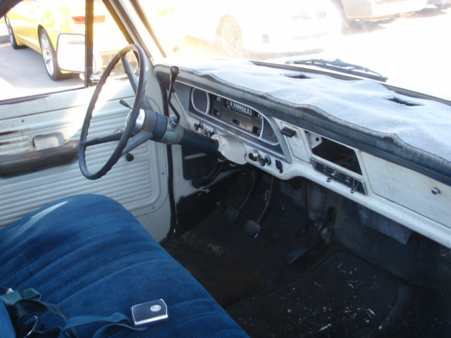 1969 White Ford F-100