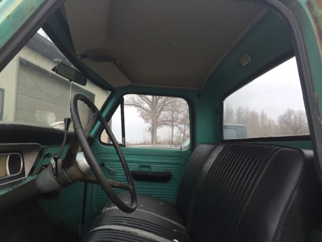 1969 Blue Ford F-100