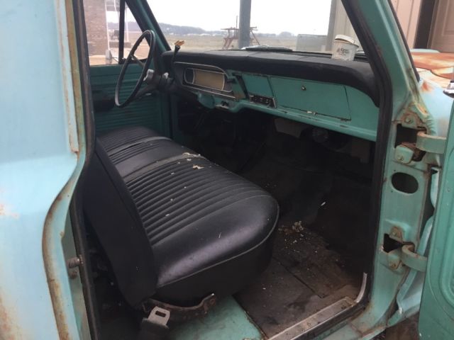 1969 Blue Ford F-100