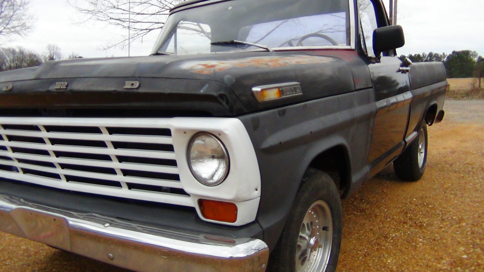 1969 Black Ford F-100
