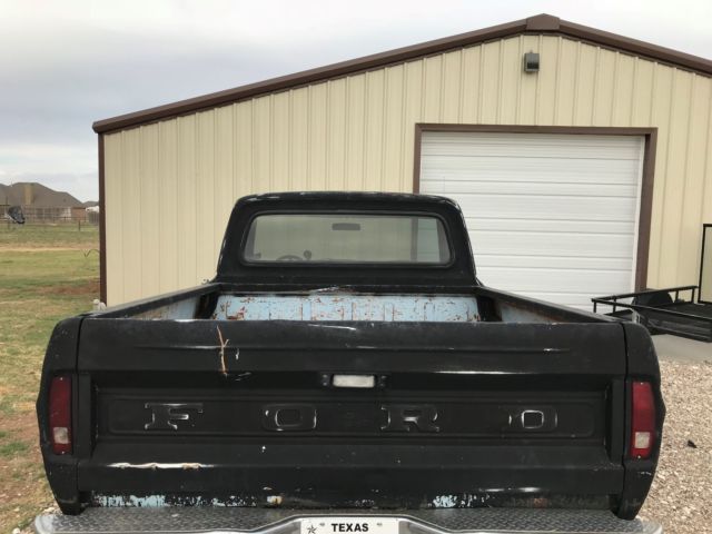 1969 Black Ford F-100