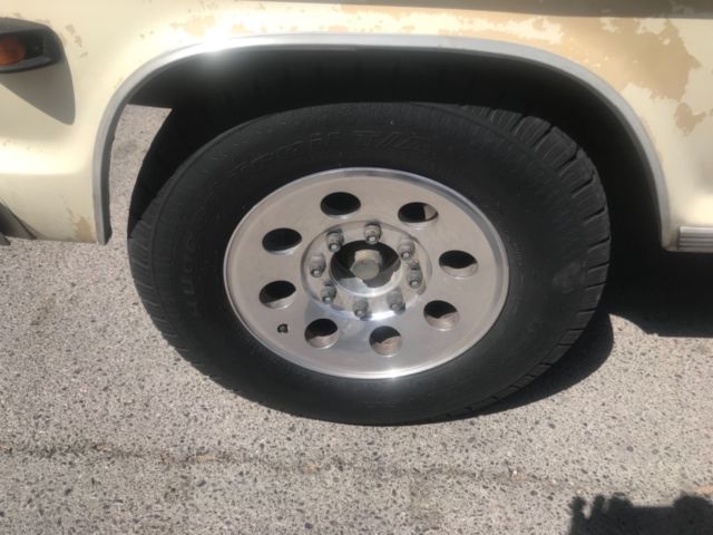 1969 Tan Ford F-250 Standard Cab Pickup