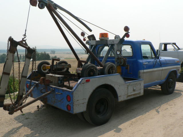 1969 Blue Ford F-350