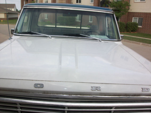 1969 Teal White Ford F-100 Standard Cab Pickup