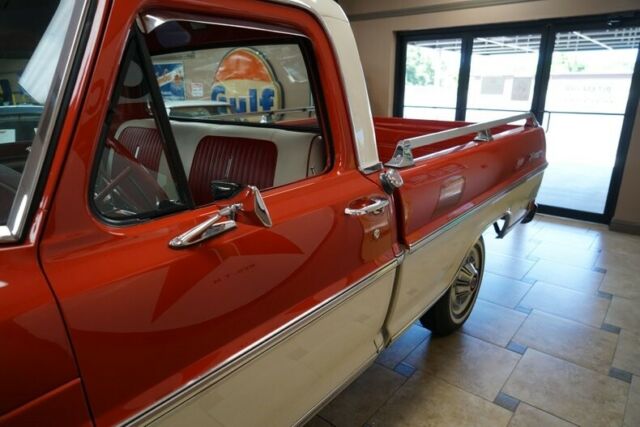 1969 Red Ford F-100 --