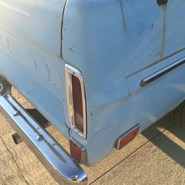 1969 Blue Ford F-100