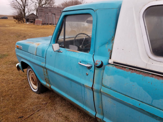 1969 Blue Patina Ford F-100